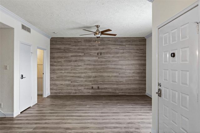 921 Marine Drive 340, Galveston, TX 77550