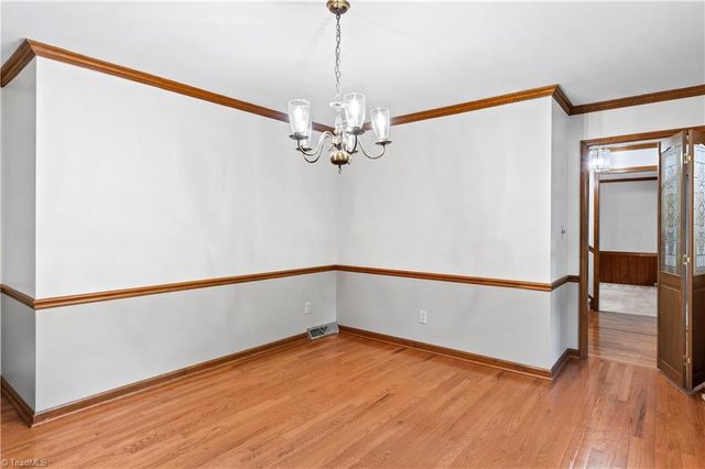 499 Reigate Drive, Kernersville, NC 27284