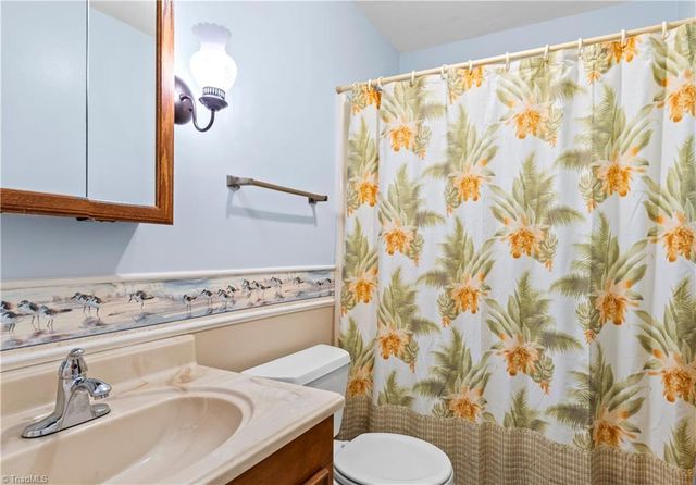 499 Reigate Drive, Kernersville, NC 27284