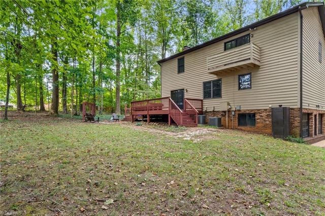 499 Reigate Drive, Kernersville, NC 27284