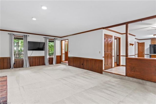 499 Reigate Drive, Kernersville, NC 27284