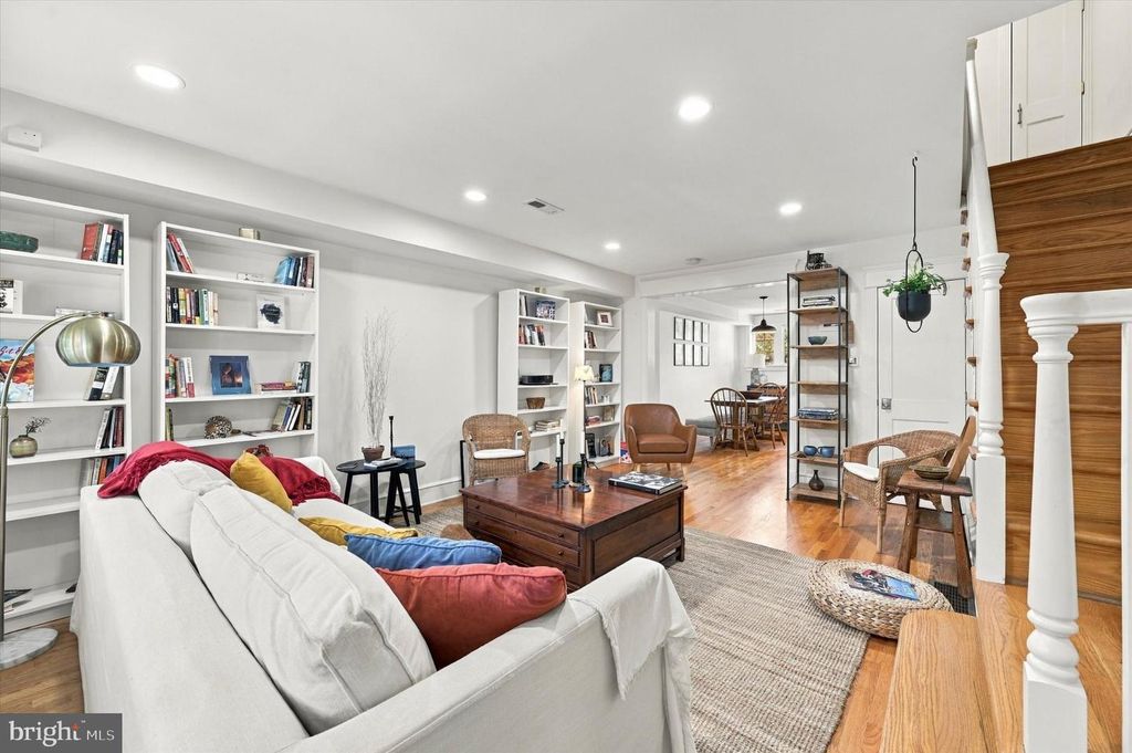 3459 W PENN ST, PHILADELPHIA, PA 19129 — photo 4