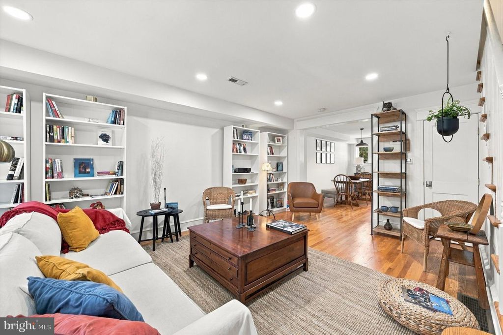 3459 W PENN ST, PHILADELPHIA, PA 19129 — photo 5