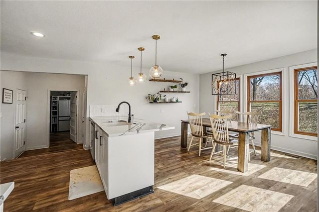 1611 NE 100th Court, Kansas City, MO 64155