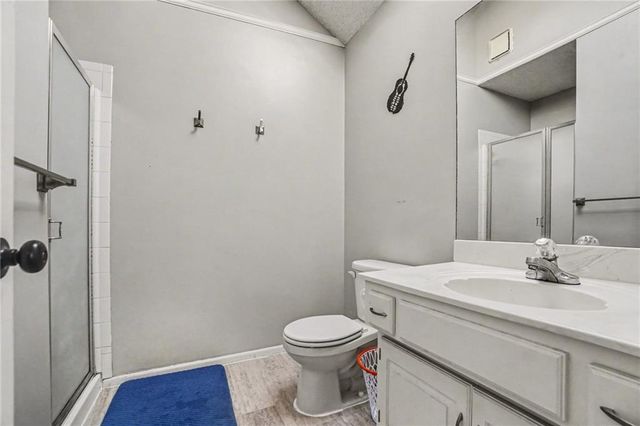 1611 NE 100th Court, Kansas City, MO 64155