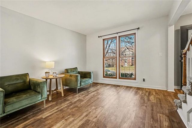 1611 NE 100th Court, Kansas City, MO 64155