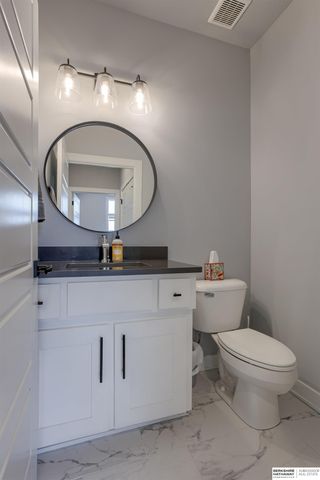 18244 Cheyenne Road, Omaha, NE 68136