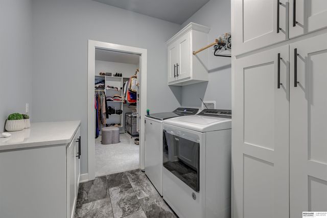 18244 Cheyenne Road, Omaha, NE 68136