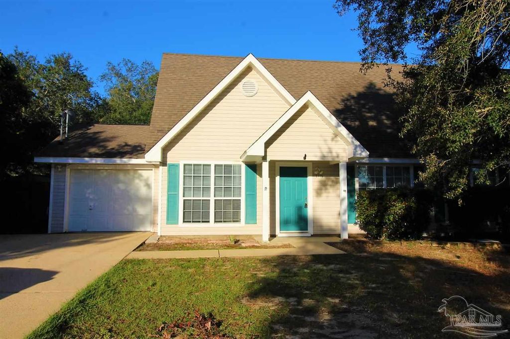 5719 Cacica St, Pensacola, FL 32507