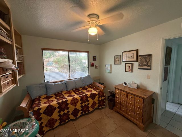 1981 N Camino Alicante, Tucson, AZ 85715