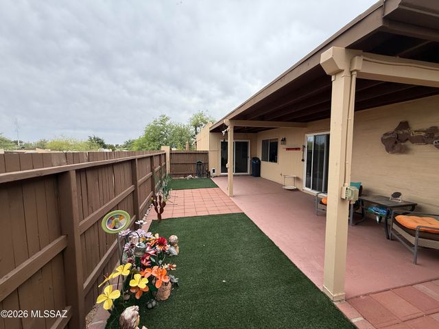 1981 N Camino Alicante, Tucson, AZ 85715