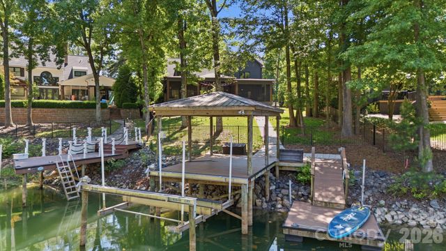 19624 Meta Road, Cornelius, NC 28031