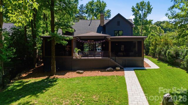 19624 Meta Road, Cornelius, NC 28031
