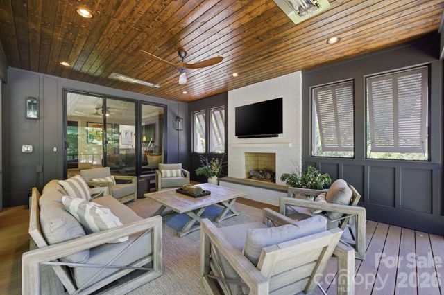 19624 Meta Road, Cornelius, NC 28031