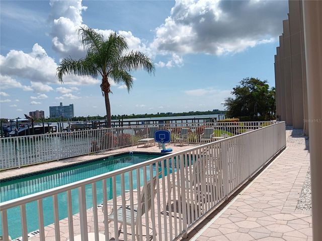 200 BRIGHTWATER DRIVE 1, Clearwater Beach, FL 33767