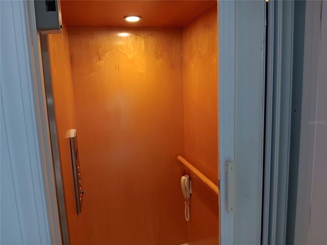 200 BRIGHTWATER DRIVE 1, Clearwater Beach, FL 33767