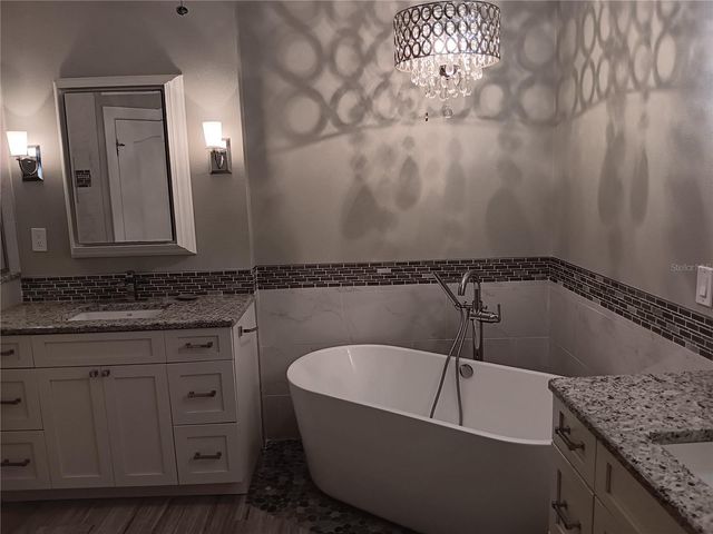 200 BRIGHTWATER DRIVE 1, Clearwater Beach, FL 33767