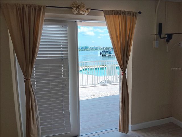 200 BRIGHTWATER DRIVE 1, Clearwater Beach, FL 33767