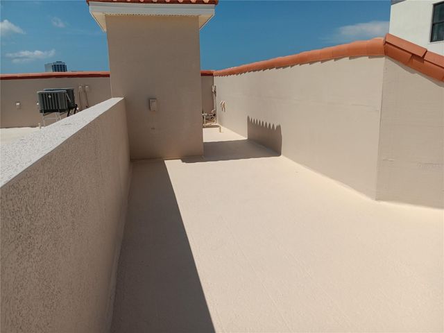 200 BRIGHTWATER DRIVE 1, Clearwater Beach, FL 33767