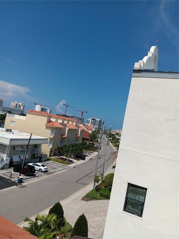 200 BRIGHTWATER DRIVE 1, Clearwater Beach, FL 33767