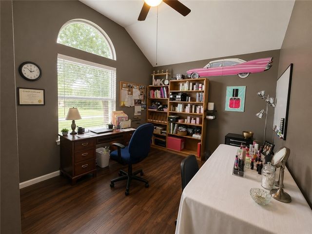 406 Bayview Blvd, Portland, TX 78374