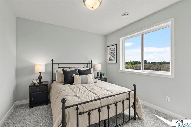 3113 Bassett Drive, Mankato, MN 56001