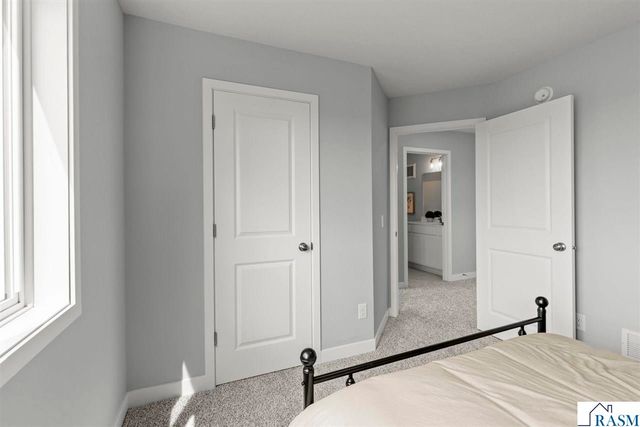 3113 Bassett Drive, Mankato, MN 56001