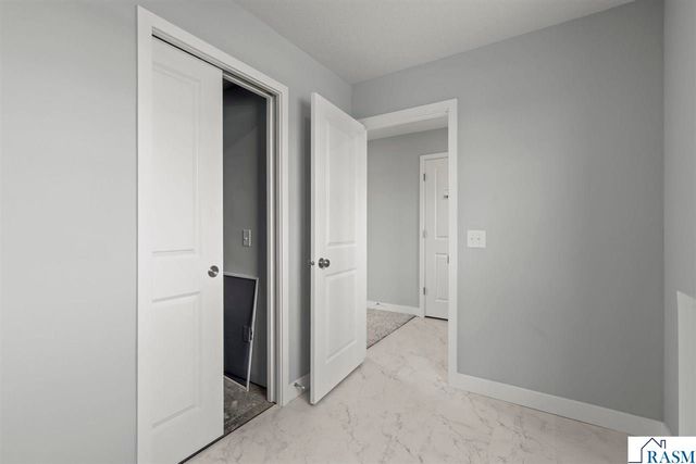 3113 Bassett Drive, Mankato, MN 56001