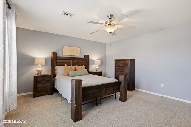 686 W Calle Ocarina, Sahuarita, AZ 85629