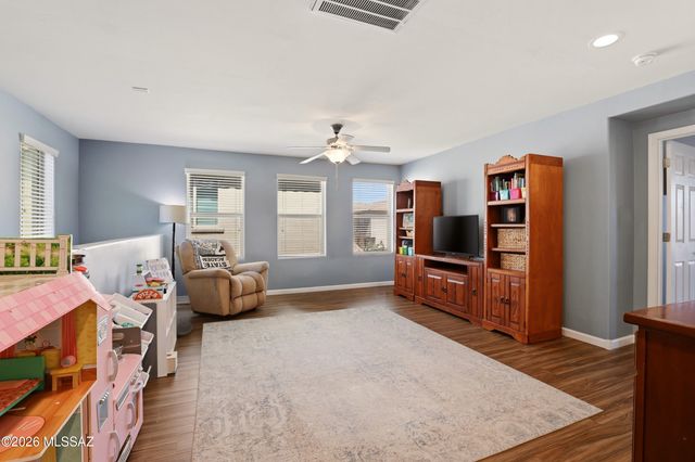 686 W Calle Ocarina, Sahuarita, AZ 85629