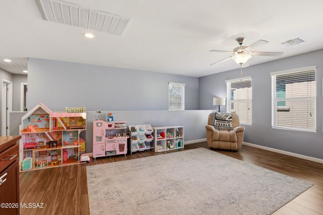 686 W Calle Ocarina, Sahuarita, AZ 85629