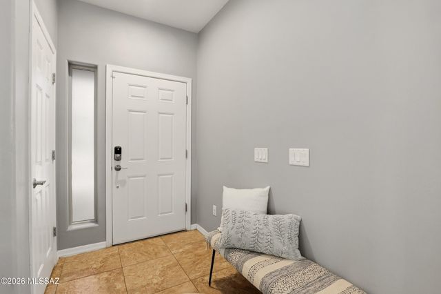 686 W Calle Ocarina, Sahuarita, AZ 85629