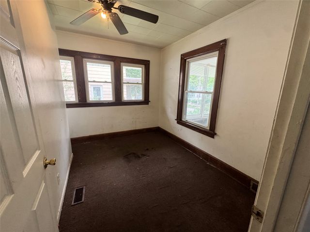 3301 7th Street, Des Moines, IA 50313