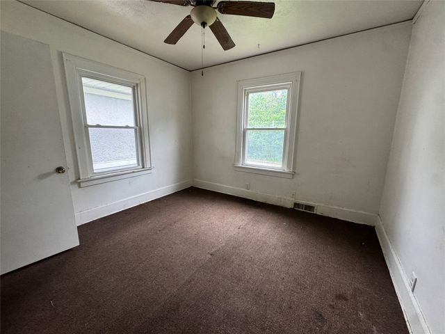 3301 7th Street, Des Moines, IA 50313