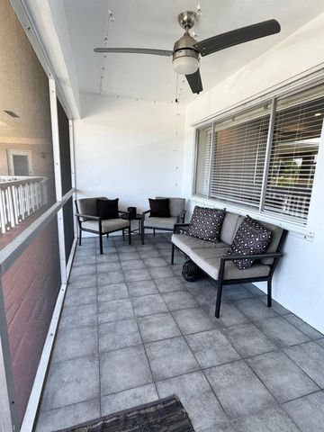 2141 NE 68th Street 203, Fort Lauderdale, FL 33308