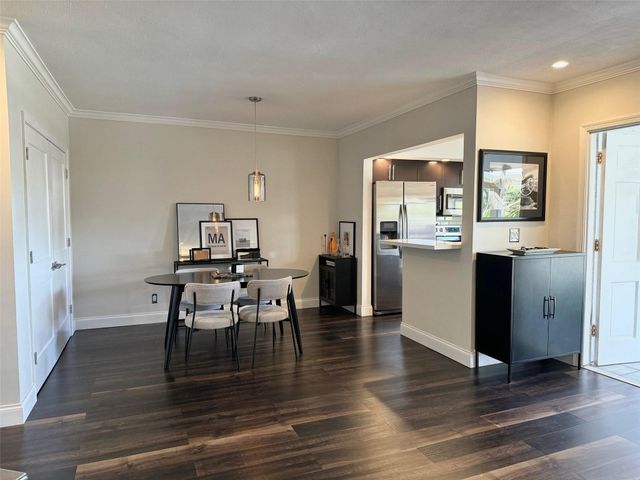 2141 NE 68th Street 203, Fort Lauderdale, FL 33308