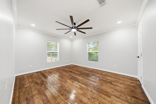 3313 S 3rd Street, Waco, TX 76706