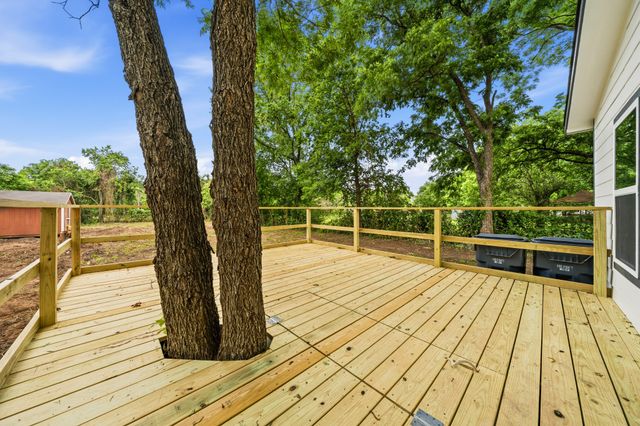 3313 S 3rd Street, Waco, TX 76706