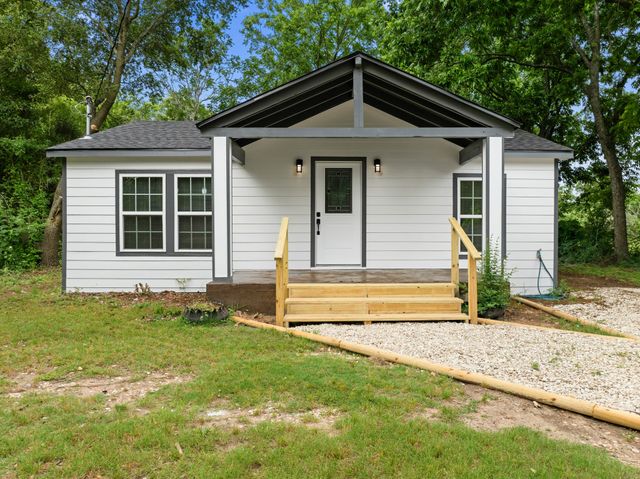3313 S 3rd Street, Waco, TX 76706