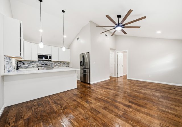 3313 S 3rd Street, Waco, TX 76706
