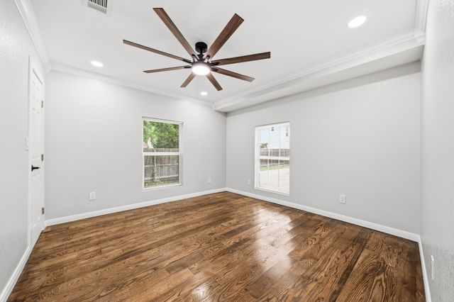 3313 S 3rd Street, Waco, TX 76706