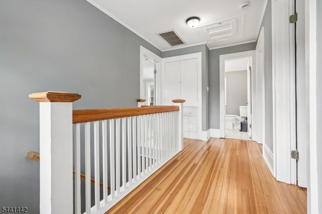 377 Hollywood Ave, Fairfield Twp., NJ 07004