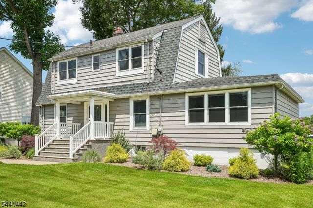 377 Hollywood Ave, Fairfield Twp., NJ 07004