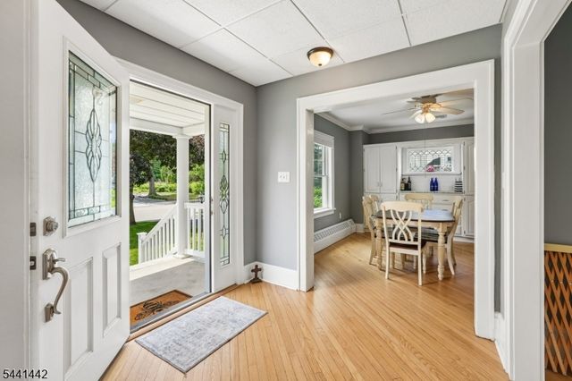 377 Hollywood Ave, Fairfield Twp., NJ 07004