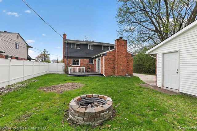 17101 Anna Street, Southfield, MI 48075