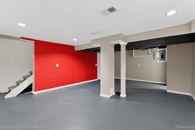 17101 Anna Street, Southfield, MI 48075