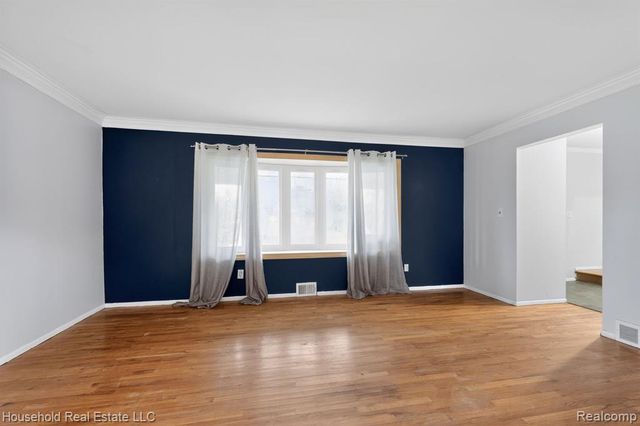 17101 Anna Street, Southfield, MI 48075