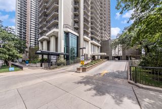 6007 N Sheridan Road 25D, Chicago, IL 60660