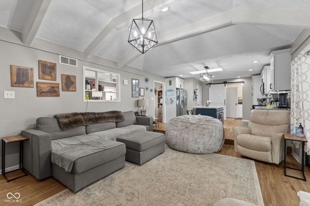 801 S Restin Road, Greenwood, IN 46142