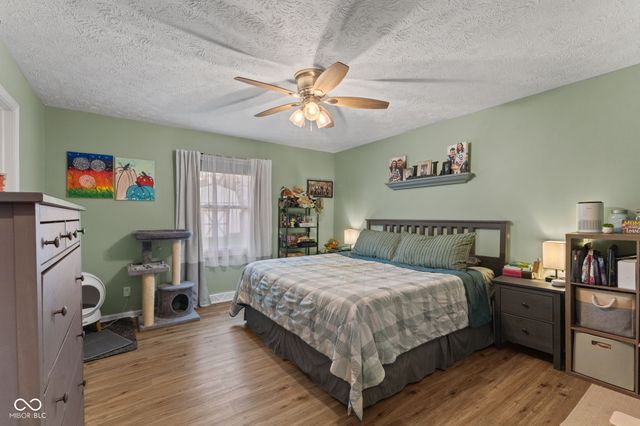 801 S Restin Road, Greenwood, IN 46142